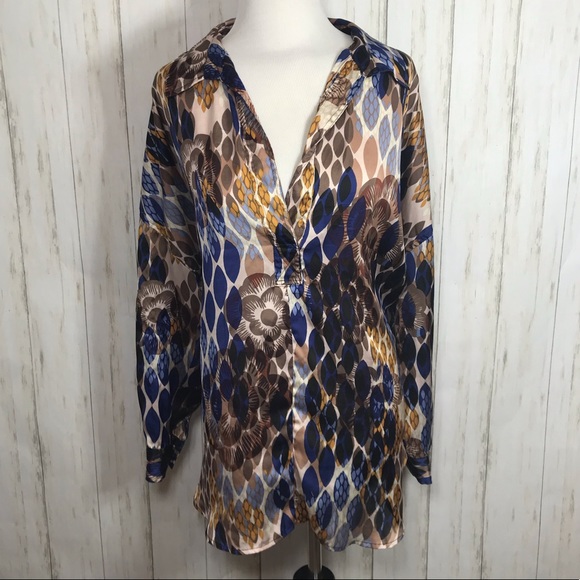 Bisou Bisou Tops - Bisou Bisou Blouse